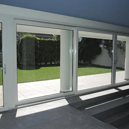 Fiore Rosa By Fewotessin 公寓